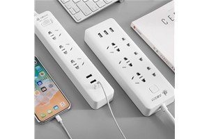 选择智能排插，注意看有没有安全门